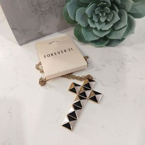⚡FREE ADD ON ⚡Forever 21 Gold Tone Cross Necklace